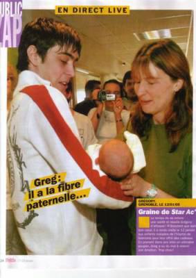 Gregory et un bébé